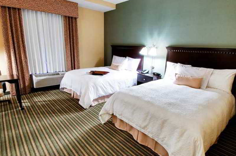 Hampton Inn & Suites Thousand Oaks Habitación foto